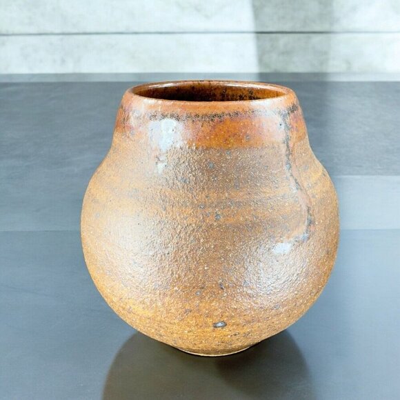 1997 Hand Made Primitive Style Pottery Vase Vessel Carved Brown Drip Glaze Vase - Picture 4 of 16